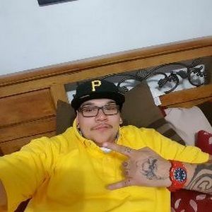 Meet your Posher, Amos